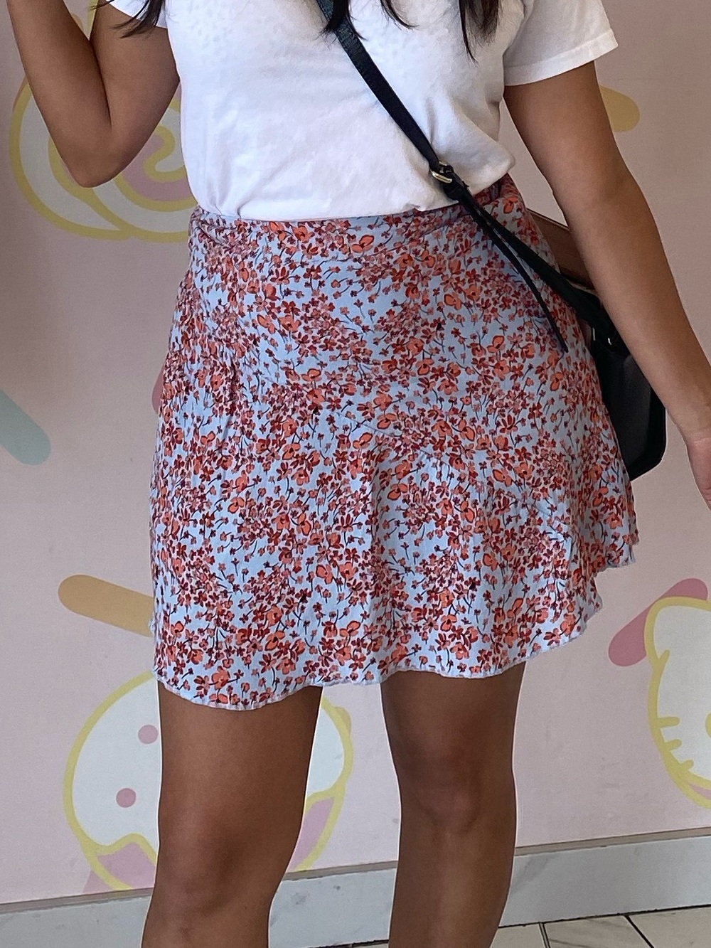 H&M Light Blue A-line Skirt with Coral Floral Pattern - Picture 10 of 10